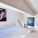 Elegante A + Piscine Villa *