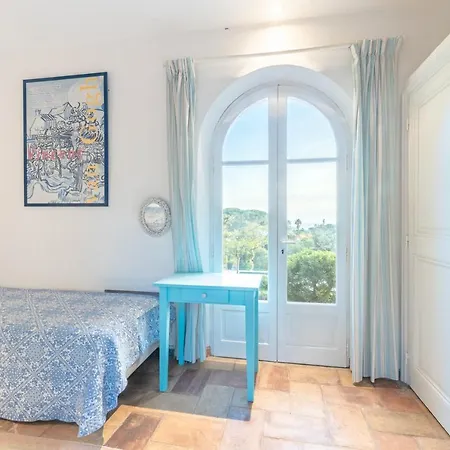 Villa De 4 A Avec Magnifique Vue Sur La Piscine Privee Jardin Clos *