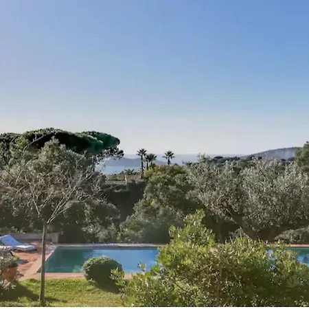 De 4 A Avec Magnifique Vue Sur La Piscine Privee Jardin Clos Villa Ramatuelle