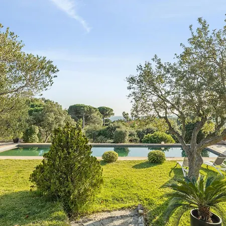 De 4 A Avec Magnifique Vue Sur La Piscine Privee Jardin Clos * Ramatuelle